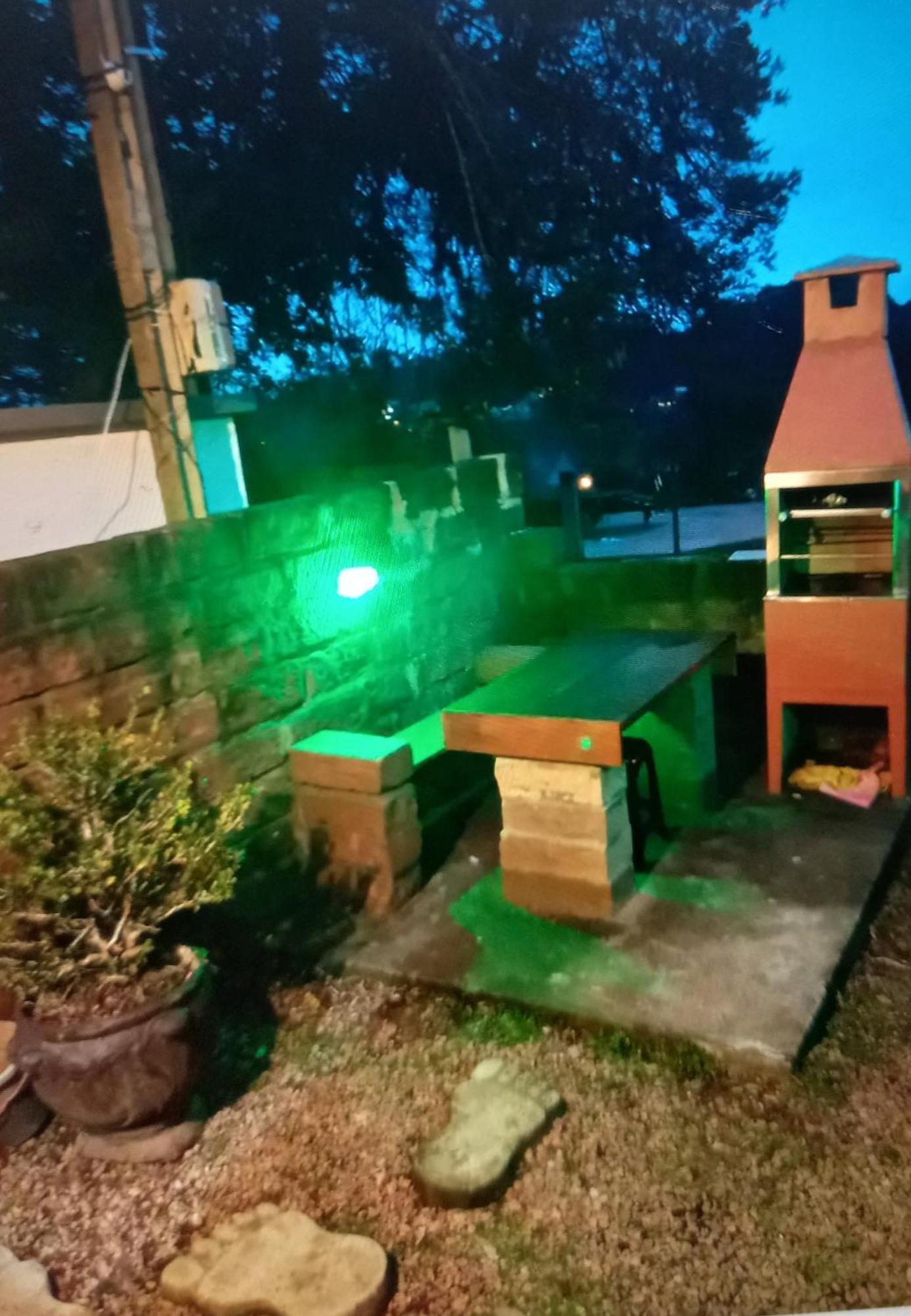 Pequena Pousada Pernottare Estacionamento Frente E Lado Publico Privado Gramado Ngoại thất bức ảnh